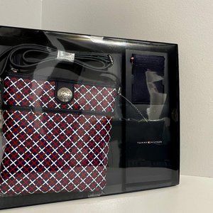 Nwt TH Gift Set